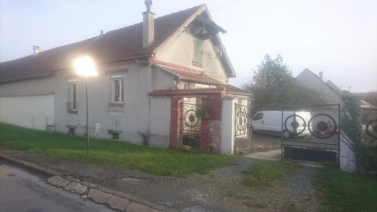 Vila La Sarronaise Pont-Sainte-Maxence Exteriér fotografie